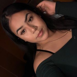 Meet your Posher, Jesenia